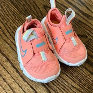 Nike toddler shoes